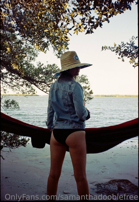 samanthadoobiefree onlyfans leak free