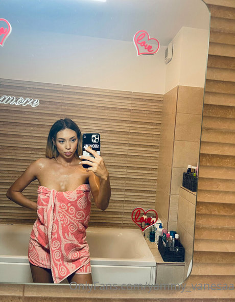 yammy vanesaa tits onlyfans