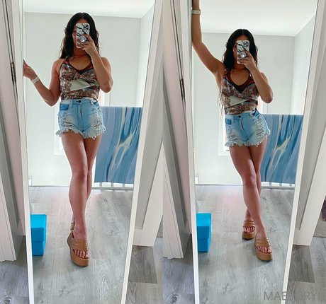 asiangrlnextdoor Profile pic