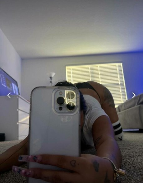 Valentina Paola onlyfans model