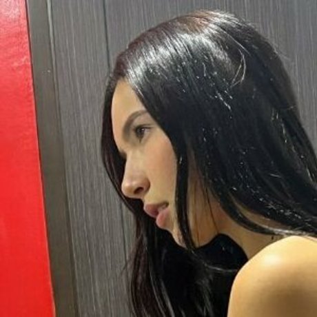 Laura02av onlyfans leak porn