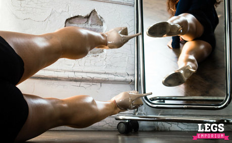 Legs Emporium onlyfans topless