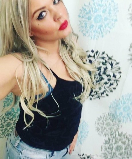 curvaceous barbie onlyfans nude porn