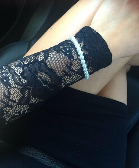 curvaceous barbie onlyfans striptease