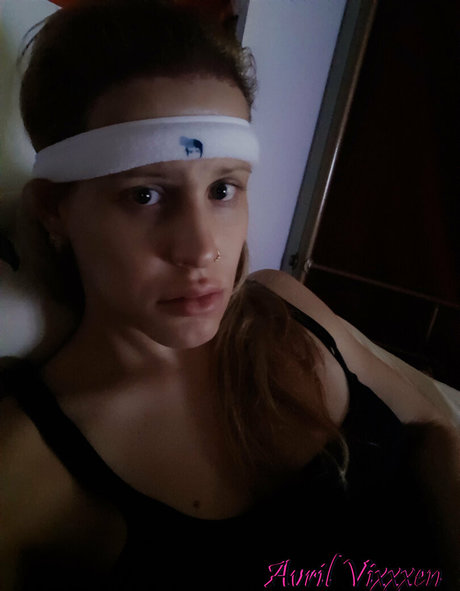 avrilvixxxen onlyfans nude