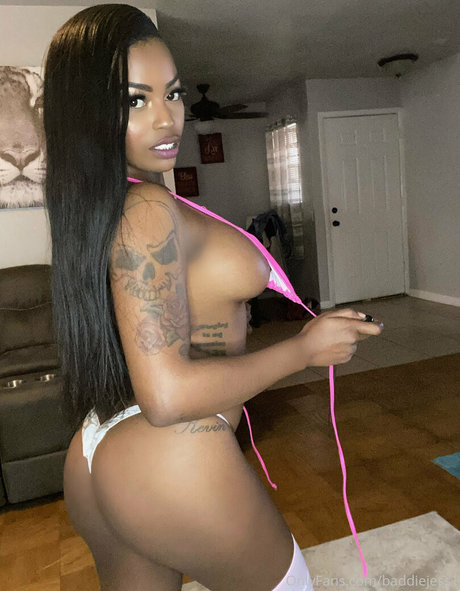 baddiejess1 onlyfans content