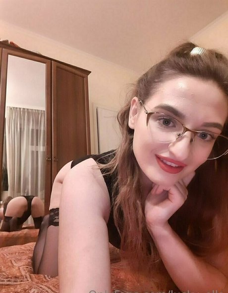 lucky ella only fans content