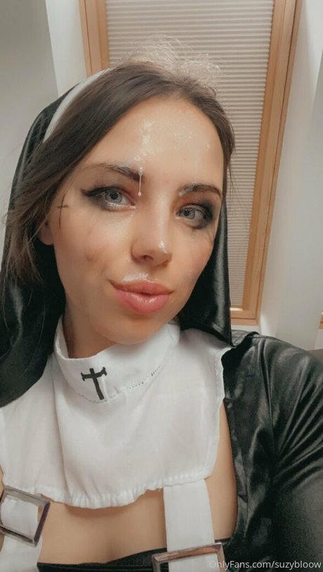 suzybloow onlyfans leaked photos