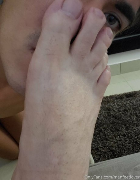 menfeetlover leaked only fans