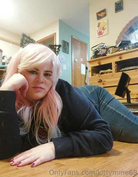 kittymine69 onlyfans ass