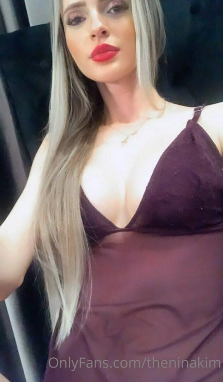 theninakim onlyfans pics