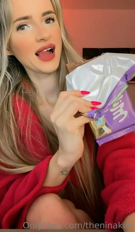 theninakim onlyfans exposed
