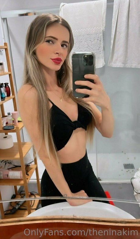 theninakim naked on onlyfans