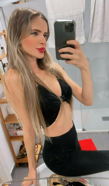 theninakim onlyfans sex