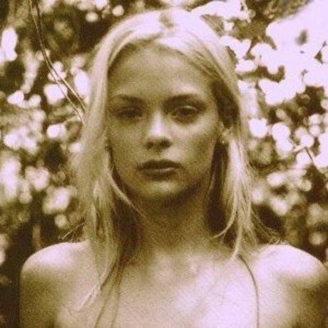 Jaime King onlyfans nude tits