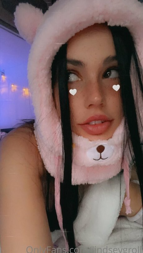 lindseygroll on onlyfans