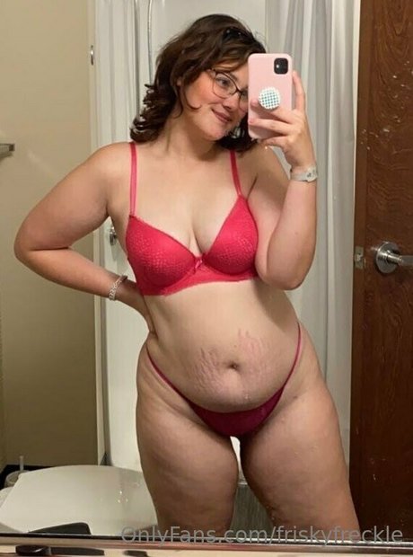 friskyfreckle nude only fans