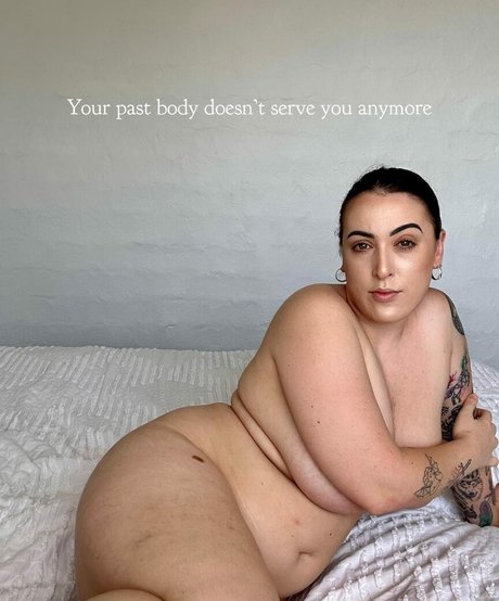 Isabella Davis leaked naked onlyfans