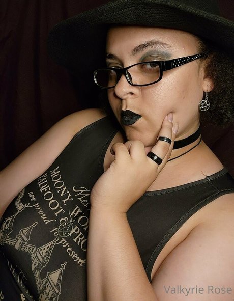 valkyrie rose freee nude leak onlyfans