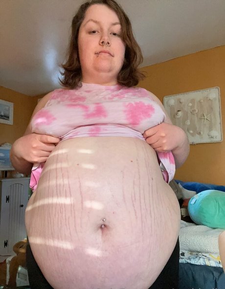 gothbelly Profile pic