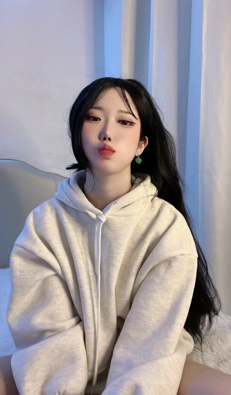 imeva onlyfans topless