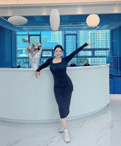 Daani___e onlyfans strip tease