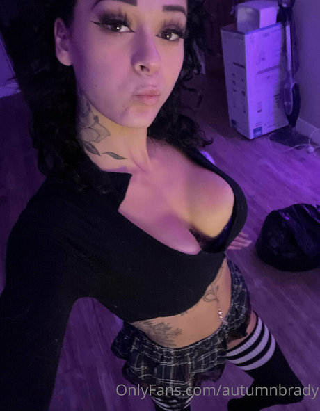 autumnbrady topless onlyfans