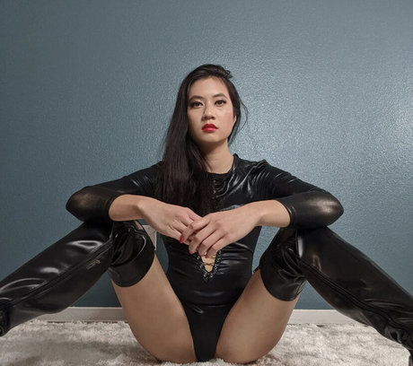 Miss Mae Ling strip onlyfans