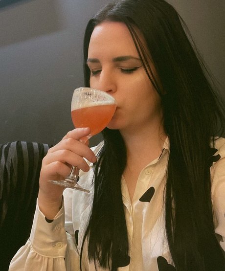 Emma Blackery onlyfans nude pictures