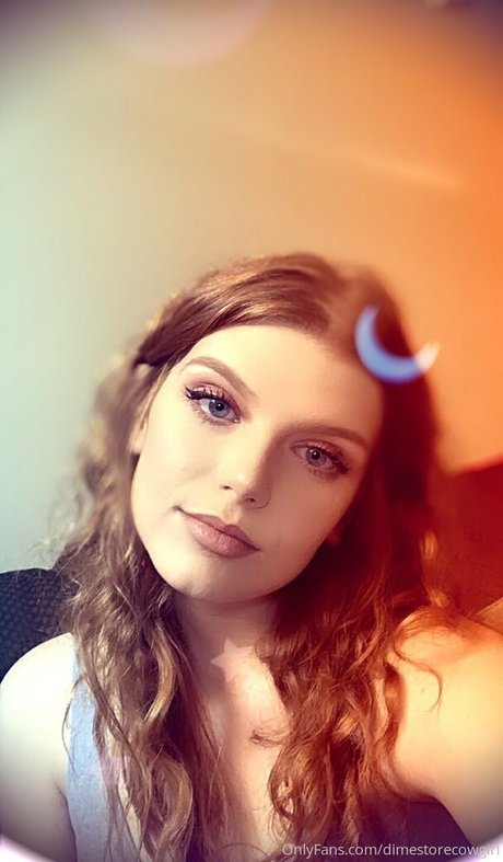 sexyredinbedfree onlyfans nude