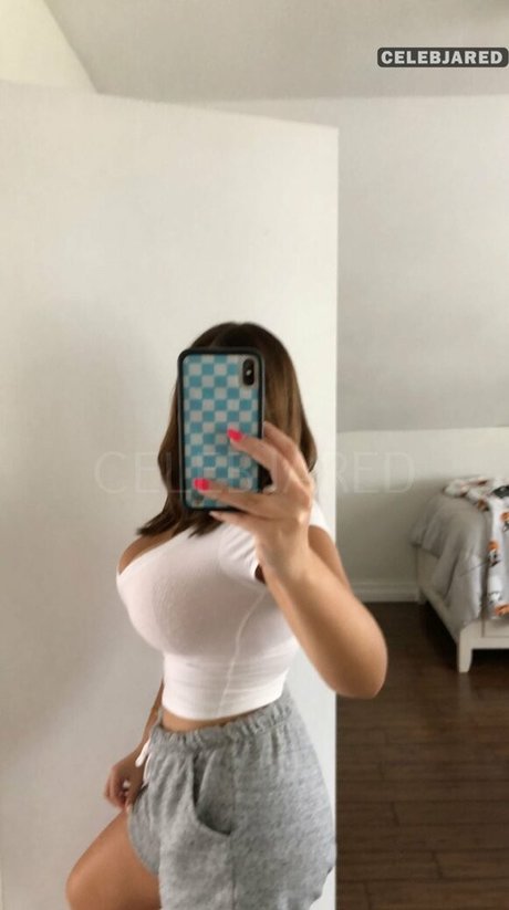 Nicole O onlyfans leajs