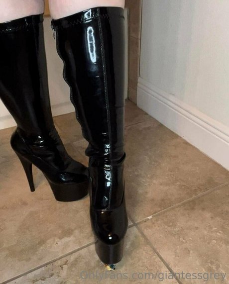 giantessgrey onlyfans nude