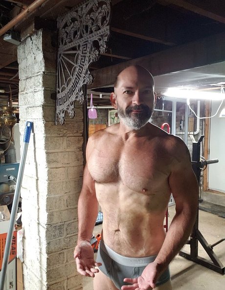 troymontana14 onlyfans nude pics