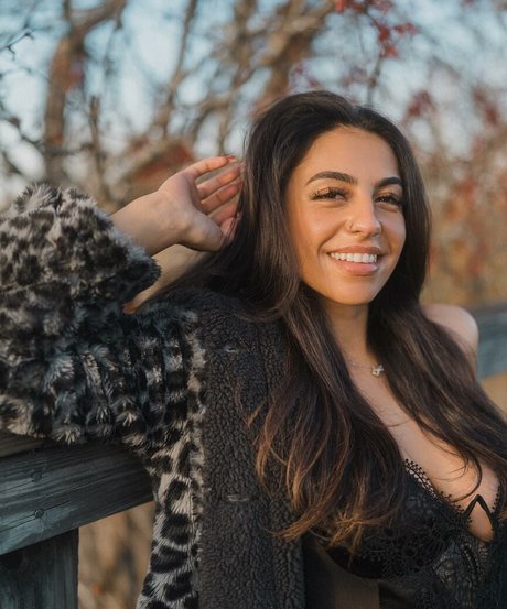 Lina alqaq onlyfans page