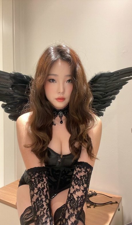 h yojeong only fans photos
