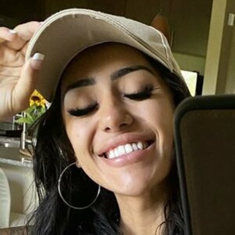 Shewolftribe onlyfans content type