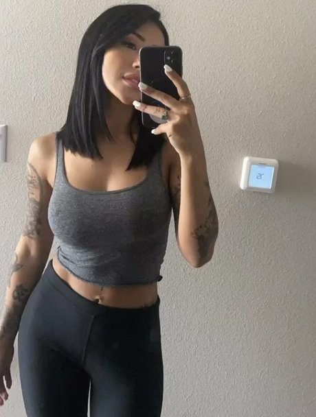 Shewolftribe only fans pics