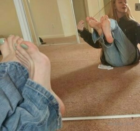 Sativa Skies onlyfans leak