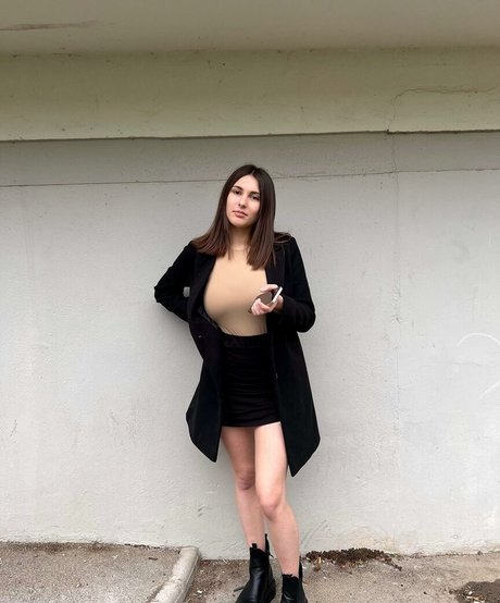 Clarisse Dupont nude only fans