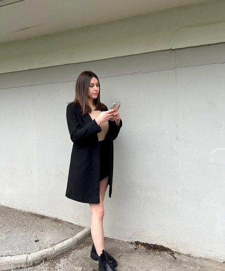 Clarisse Dupont only fans pictures