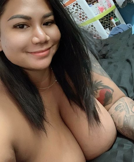 SaRa Chubby nude onlyfans leaked