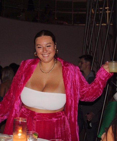 Erin Moore onlyfans leak