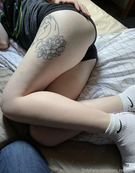 roxy redhead onlyfans leaks naked