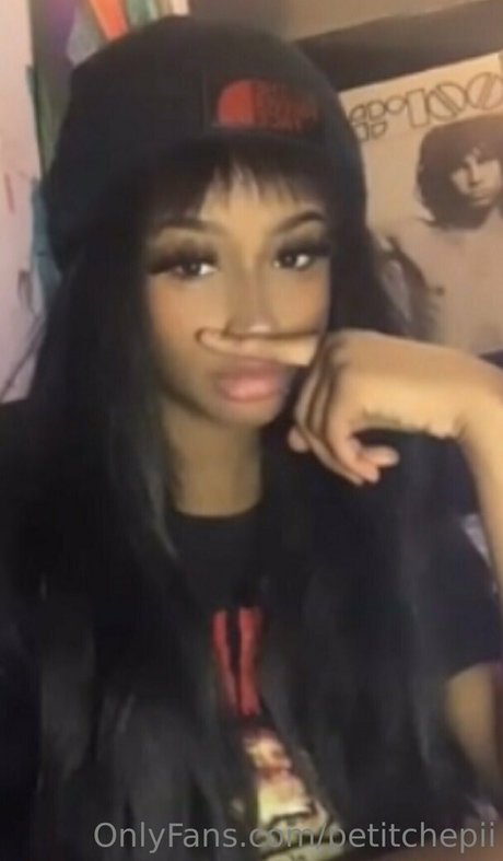 petitchepii Profile pic