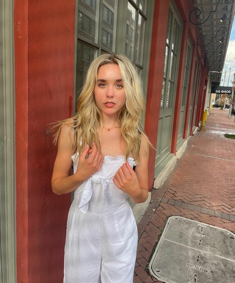 Jenna Davis leaked onlyfans.