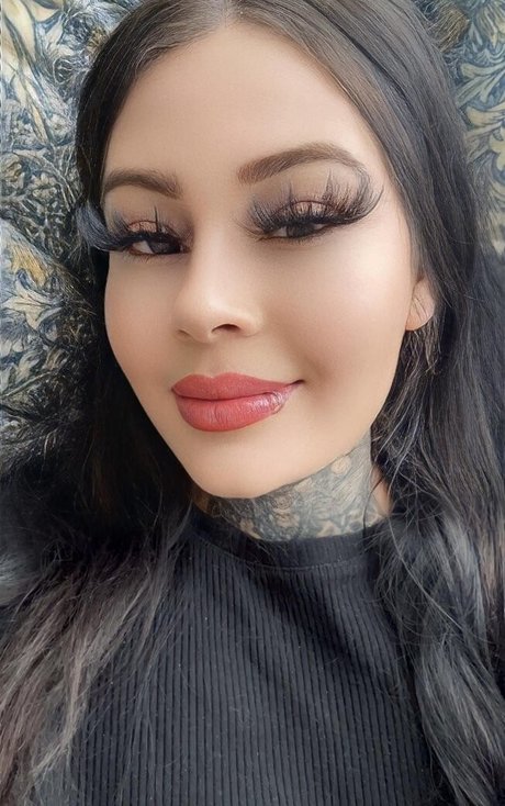 Jessica Monchouchou onlyfans leakd