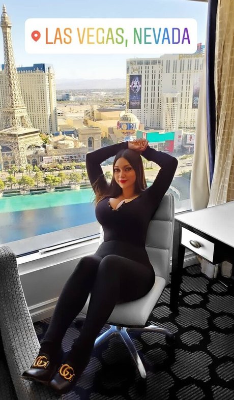 cosplaybani onlyfans strip tease