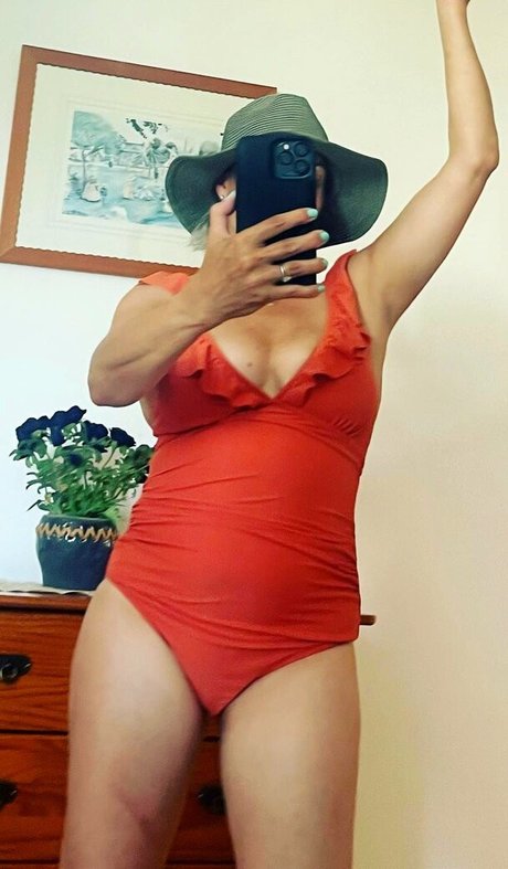 Sarah Cawood onlyfans nudes