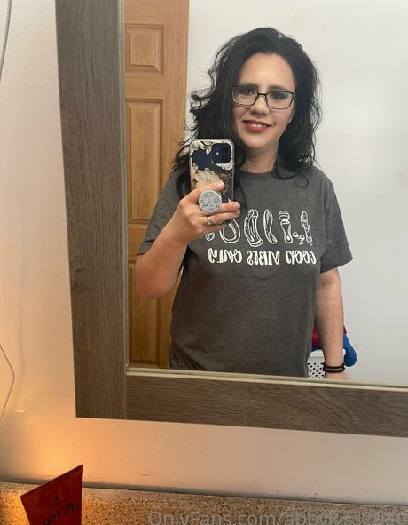 abbykiss2020 onlyfans leak