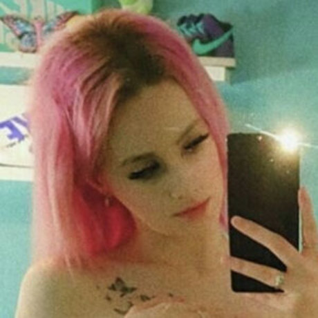 BaaddiestJess only fans leaks